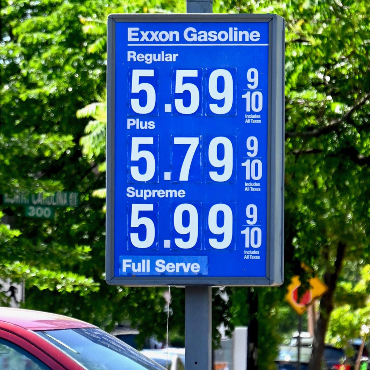 Here’s the Real Reason Why Gas Prices Always End in 9/10 of a Cent