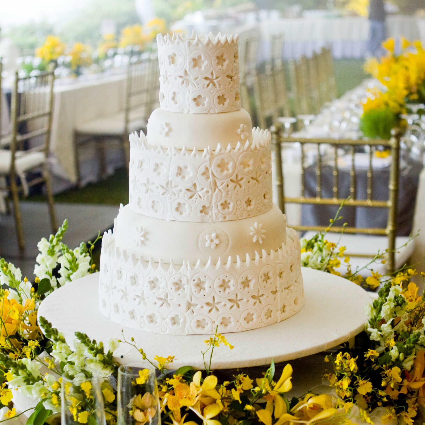 This Is the Real Reason Why Wedding Cakes Are White
