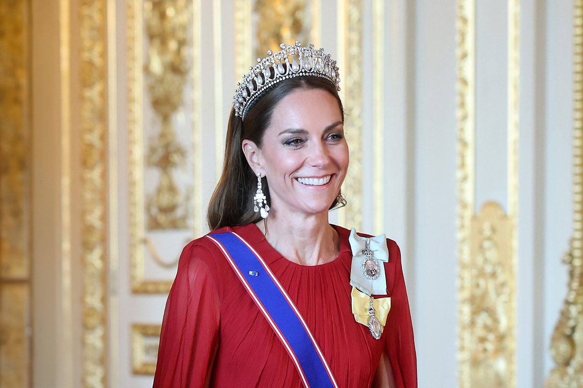 Kate Middleton Was Spotted Wearing Dianas Favorite Tiaras 