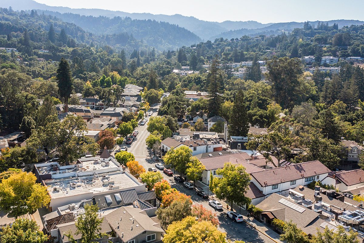 Afternoon sun shines on the historic downtown area of Saratoga, California, USA.